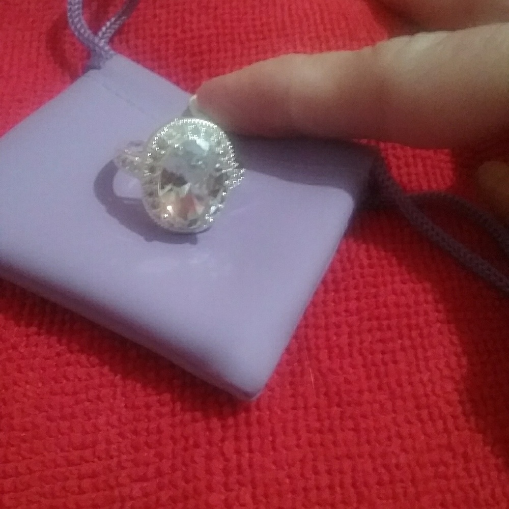 💍 Fashion diamond ring